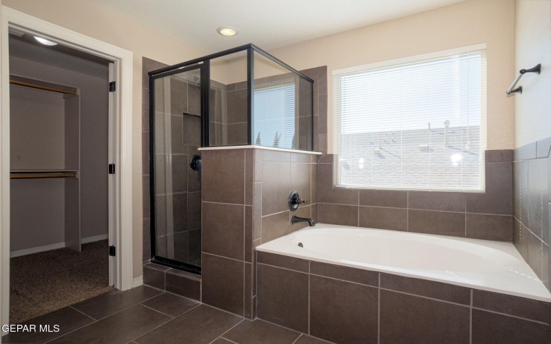 11005 Ray Mena Lane, El Paso, TX 79934, 4 Bedrooms Bedrooms, ,3 BathroomsBathrooms,Residential,For Sale,11005 Ray Mena Lane,0,932672