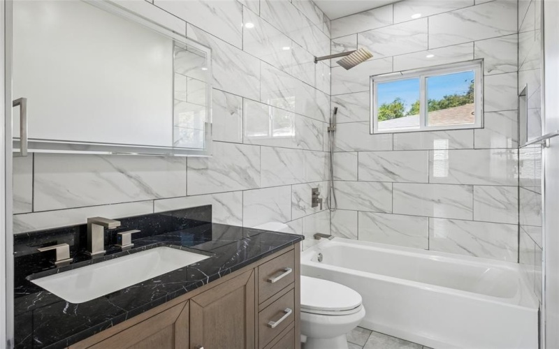 329 S 2nd Street, Wylie, TX 75098, 3 Bedrooms Bedrooms, ,2 BathroomsBathrooms,Residential,For Sale,329 S 2nd Street,0,21057397