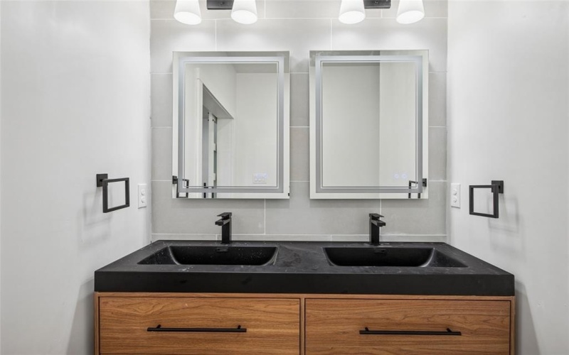 329 S 2nd Street, Wylie, TX 75098, 3 Bedrooms Bedrooms, ,2 BathroomsBathrooms,Residential,For Sale,329 S 2nd Street,0,21057397