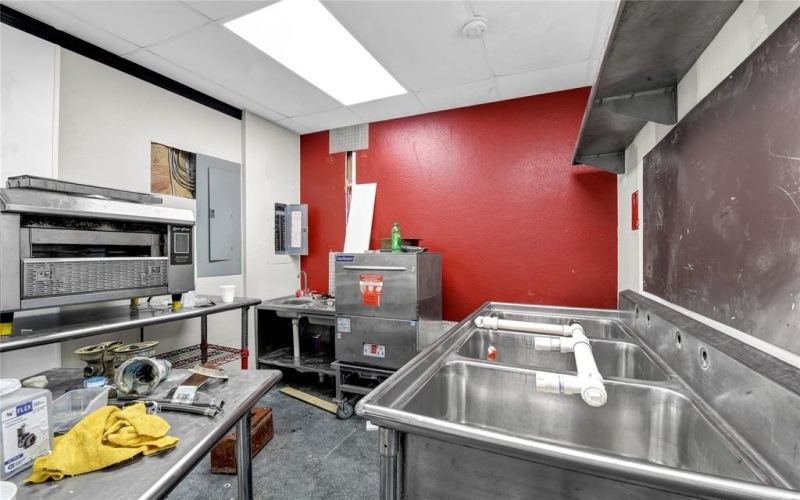 5989 N FM 51 Highway N, Weatherford, TX 76085, ,Commercial Sale,En Venta,5989 N FM 51 Highway N,0,21079447