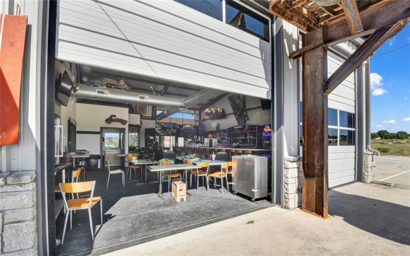 5989 N FM 51 Highway N, Weatherford, TX 76085, ,Commercial Sale,En Venta,5989 N FM 51 Highway N,0,21079447