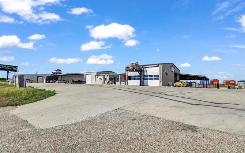 5989 N FM 51 Highway N, Weatherford, TX 76085, ,Commercial Sale,En Venta,5989 N FM 51 Highway N,0,21079447