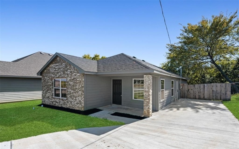 1616 E Robert Street, Fort Worth, TX 76104, 3 Habitaciones Habitaciones , ,2 BañosBaños,Residential,En Venta,1616 E Robert Street,0,21093134