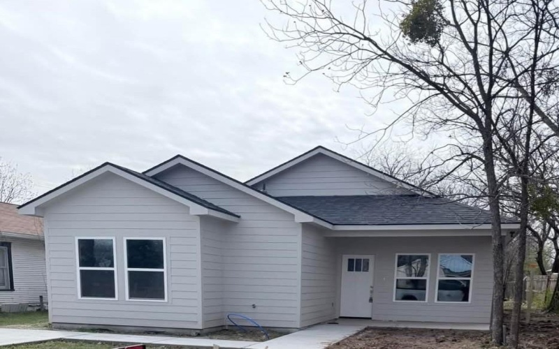 2313 Durham Avenue, Brownwood, TX 76801, 3 Bedrooms Bedrooms, ,2 BathroomsBathrooms,Residential,For Sale,2313 Durham Avenue,0,21094031