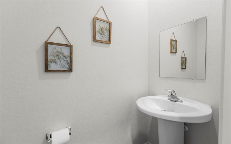 401 Thompson Place, Everman, TX 76140, 4 Habitaciones Habitaciones , ,2 BañosBaños,Residential,En Venta,401 Thompson Place,0,21108020