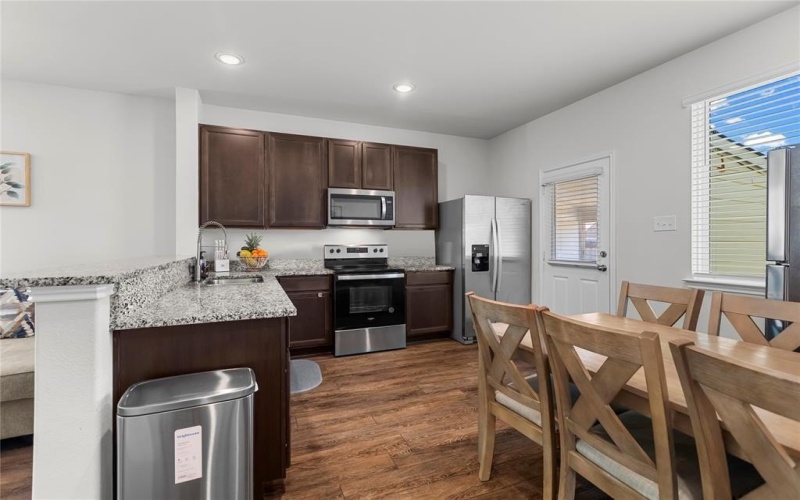 401 Thompson Place, Everman, TX 76140, 4 Habitaciones Habitaciones , ,2 BañosBaños,Residential,En Venta,401 Thompson Place,0,21108020