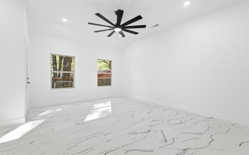 105 Forest Oaks Drive, Gun Barrel City, TX 75156, 3 Bedrooms Bedrooms, ,2 BathroomsBathrooms,Residential,For Sale,105 Forest Oaks Drive,0,21109148