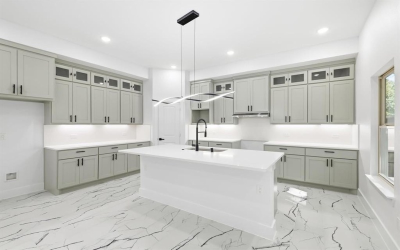 105 Forest Oaks Drive, Gun Barrel City, TX 75156, 3 Bedrooms Bedrooms, ,2 BathroomsBathrooms,Residential,For Sale,105 Forest Oaks Drive,0,21109148