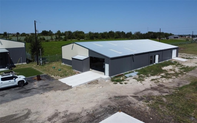 121 Pistol Road, Weatherford, TX 76085, ,Commercial Sale,For Sale,121 Pistol Road,0,21109307
