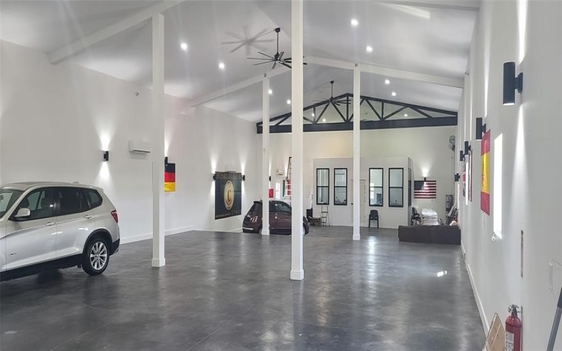 121 Pistol Road, Weatherford, TX 76085, ,Commercial Sale,For Sale,121 Pistol Road,0,21109307