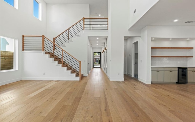 3635 Espanola Drive, Dallas, TX 75220, 4 Bedrooms Bedrooms, ,5 BathroomsBathrooms,Residential,For Sale,3635 Espanola Drive,0,21109328