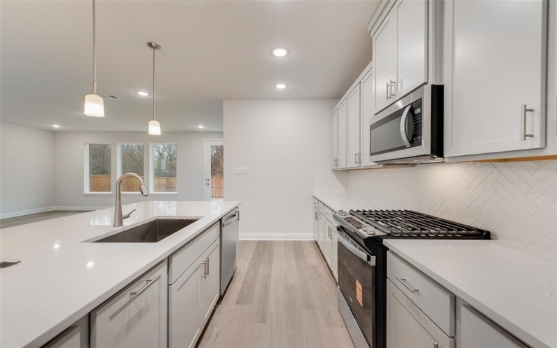 640 Marcus Lane, Crowley, TX 76036, 4 Habitaciones Habitaciones , ,2 BañosBaños,Residential,En Venta,640 Marcus Lane,0,21109497