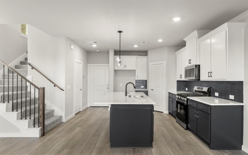 2016 Aldrich Mews, Celina, TX 75009, 3 Habitaciones Habitaciones , ,2 BañosBaños,Residential,En Venta,2016 Aldrich Mews,0,21109570