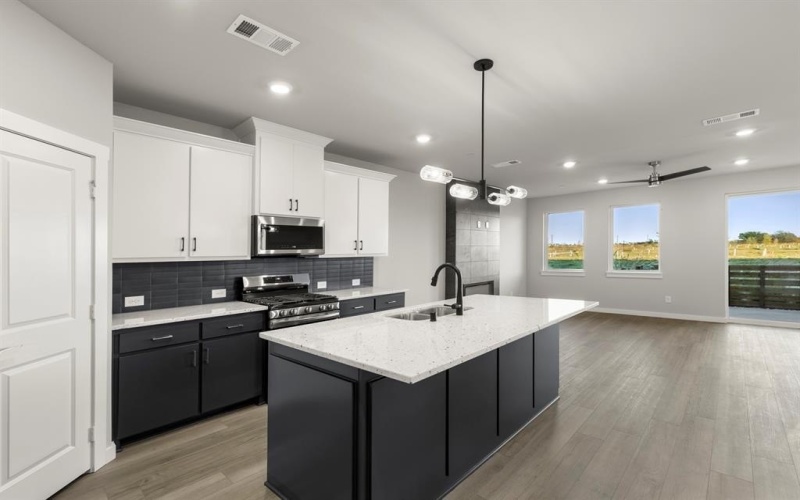 2016 Aldrich Mews, Celina, TX 75009, 3 Habitaciones Habitaciones , ,2 BañosBaños,Residential,En Venta,2016 Aldrich Mews,0,21109570