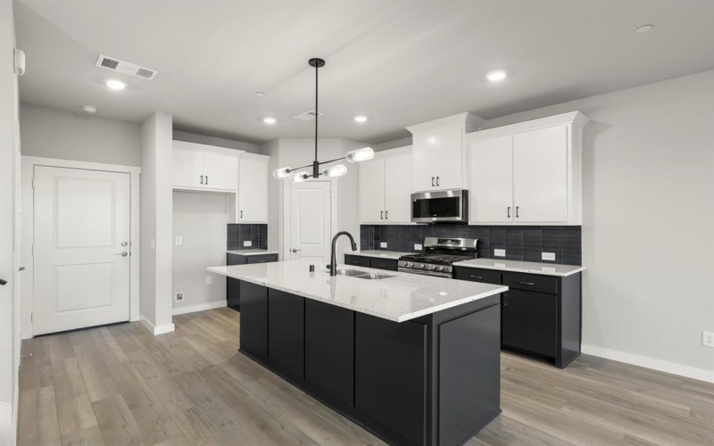 2016 Aldrich Mews, Celina, TX 75009, 3 Habitaciones Habitaciones , ,2 BañosBaños,Residential,En Venta,2016 Aldrich Mews,0,21109570