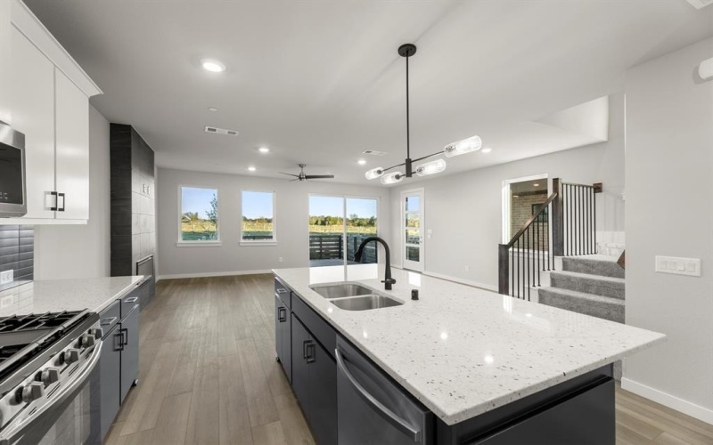 2016 Aldrich Mews, Celina, TX 75009, 3 Habitaciones Habitaciones , ,2 BañosBaños,Residential,En Venta,2016 Aldrich Mews,0,21109570