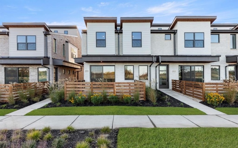 2016 Aldrich Mews, Celina, TX 75009, 3 Habitaciones Habitaciones , ,2 BañosBaños,Residential,En Venta,2016 Aldrich Mews,0,21109570