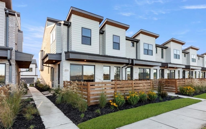 2016 Aldrich Mews, Celina, TX 75009, 3 Habitaciones Habitaciones , ,2 BañosBaños,Residential,En Venta,2016 Aldrich Mews,0,21109570