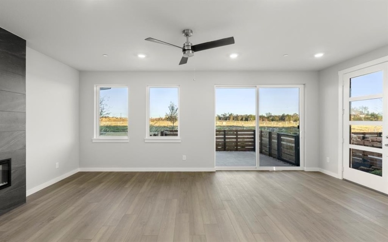 2016 Aldrich Mews, Celina, TX 75009, 3 Habitaciones Habitaciones , ,2 BañosBaños,Residential,En Venta,2016 Aldrich Mews,0,21109570