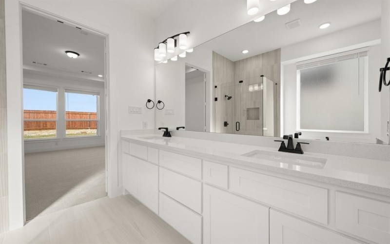 1200 Flock Drive, Mansfield, TX 76063, 5 Habitaciones Habitaciones , ,5 BañosBaños,Residential,En Venta,1200 Flock Drive,0,21109591