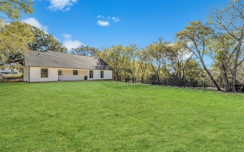 1008 S Spears Street, Alvarado, TX 76009, 3 Habitaciones Habitaciones , ,2 BañosBaños,Residential,En Venta,1008 S Spears Street,0,21109679