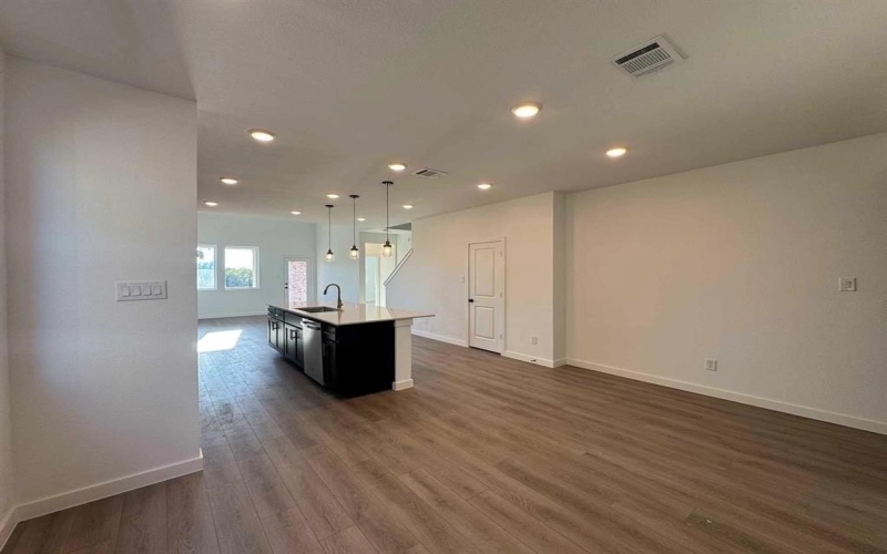 1711 Coachman Drive, Forney, TX 75126, 5 Bedrooms Bedrooms, ,5 BathroomsBathrooms,Residential,For Sale,1711 Coachman Drive,0,21109738