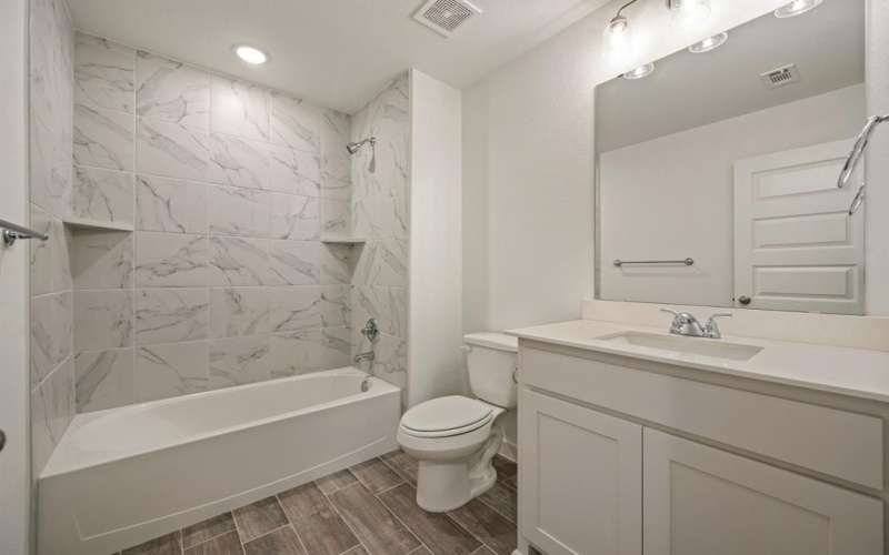 718 Haynie Drive, Runaway Bay, TX 76426, 4 Habitaciones Habitaciones , ,2 BañosBaños,Residential,En Venta,718 Haynie Drive,0,21109759