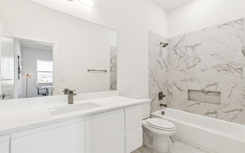 4035 Bel Air Boulevard, Sherman, TX 75090, 2 Bedrooms Bedrooms, ,2 BathroomsBathrooms,Residential,For Sale,4035 Bel Air Boulevard,0,21109846