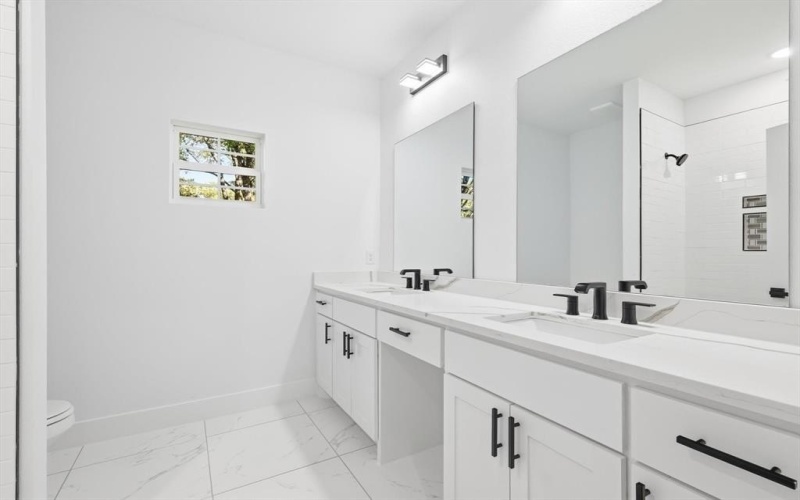 110 Doe Run Road, Gun Barrel City, TX 75156, 3 Bedrooms Bedrooms, ,2 BathroomsBathrooms,Residential,For Sale,110 Doe Run Road,0,21110104