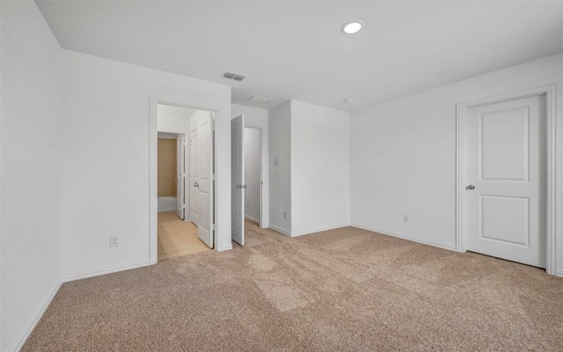 2913 Classical Drive, Denton, TX 76226, 5 Bedrooms Bedrooms, ,3 BathroomsBathrooms,Residential,For Sale,2913 Classical Drive,0,21110238