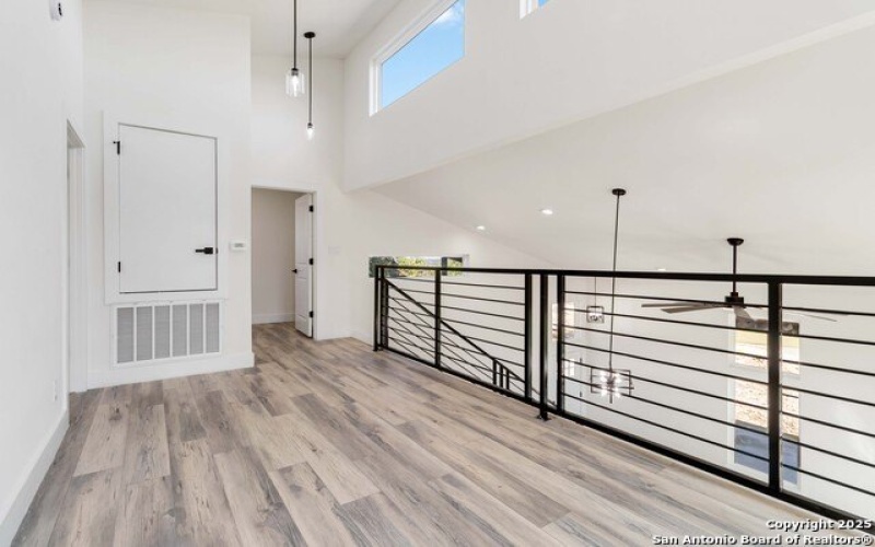 2024 Ronda, Canyon Lake, TX 78133, 2 Bedrooms Bedrooms, ,2 BathroomsBathrooms,Residential,For Sale,2024 Ronda,0,1922256