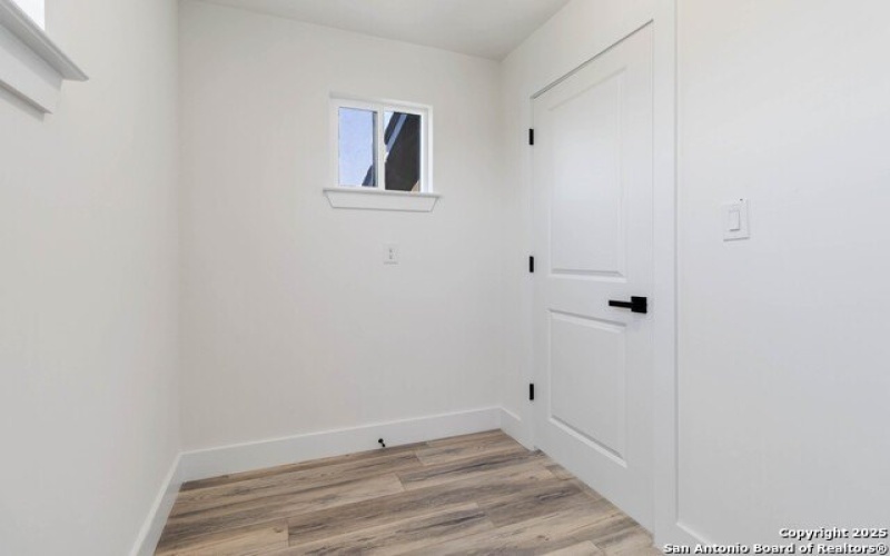 2024 Ronda, Canyon Lake, TX 78133, 2 Bedrooms Bedrooms, ,2 BathroomsBathrooms,Residential,For Sale,2024 Ronda,0,1922256