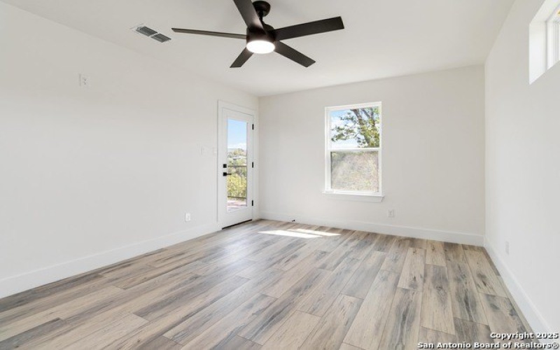 2024 Ronda, Canyon Lake, TX 78133, 2 Bedrooms Bedrooms, ,2 BathroomsBathrooms,Residential,For Sale,2024 Ronda,0,1922256