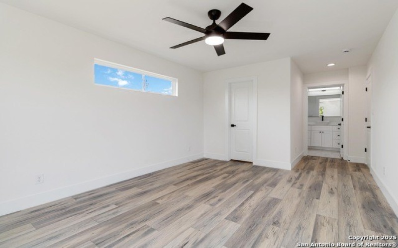 2024 Ronda, Canyon Lake, TX 78133, 2 Bedrooms Bedrooms, ,2 BathroomsBathrooms,Residential,For Sale,2024 Ronda,0,1922256