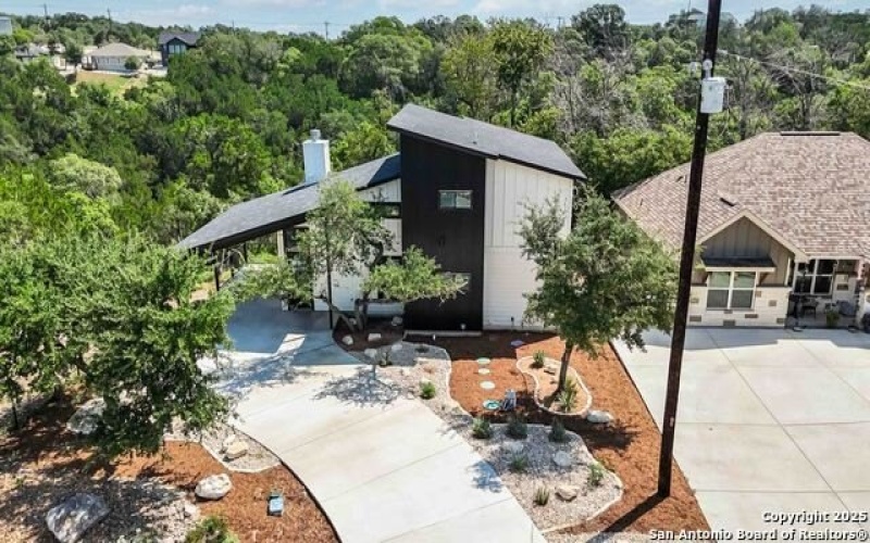 2024 Ronda, Canyon Lake, TX 78133, 2 Bedrooms Bedrooms, ,2 BathroomsBathrooms,Residential,For Sale,2024 Ronda,0,1922256