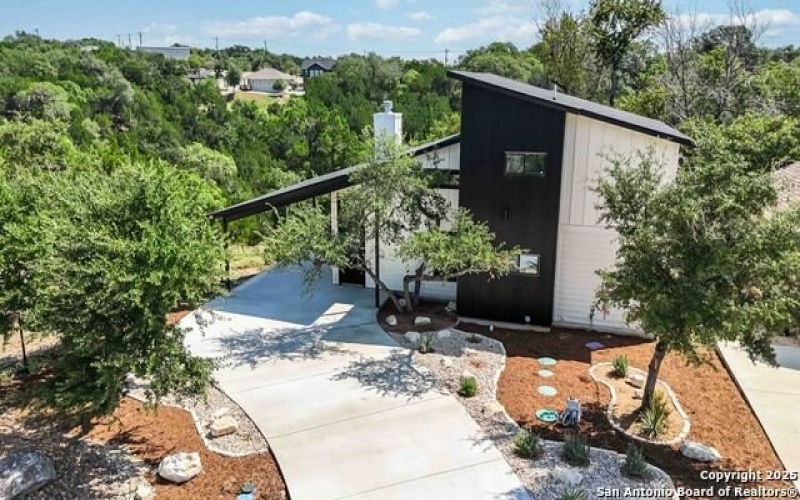 2024 Ronda, Canyon Lake, TX 78133, 2 Bedrooms Bedrooms, ,2 BathroomsBathrooms,Residential,For Sale,2024 Ronda,0,1922256