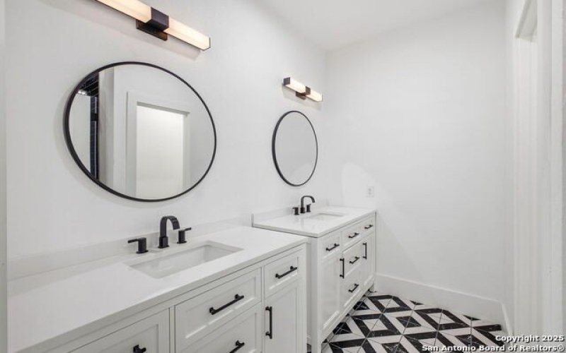 918 Berlin Ave, San Antonio, TX 78211, 3 Bedrooms Bedrooms, ,2 BathroomsBathrooms,Residential,For Sale,918 Berlin Ave,0,1922266