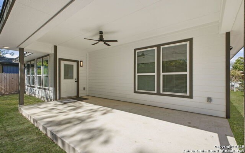 918 Berlin Ave, San Antonio, TX 78211, 3 Bedrooms Bedrooms, ,2 BathroomsBathrooms,Residential,For Sale,918 Berlin Ave,0,1922266