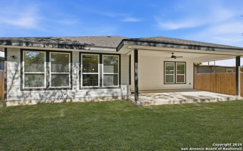 918 Berlin Ave, San Antonio, TX 78211, 3 Bedrooms Bedrooms, ,2 BathroomsBathrooms,Residential,For Sale,918 Berlin Ave,0,1922266