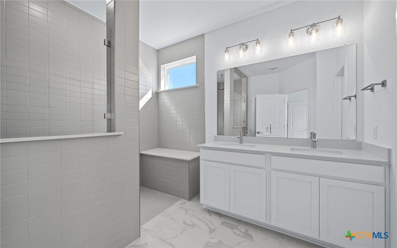 200 Adlai Avenue, Georgetown, TX 78633, 4 Habitaciones Habitaciones , ,3 BañosBaños,Residential,En Venta,200 Adlai Avenue,0,597678