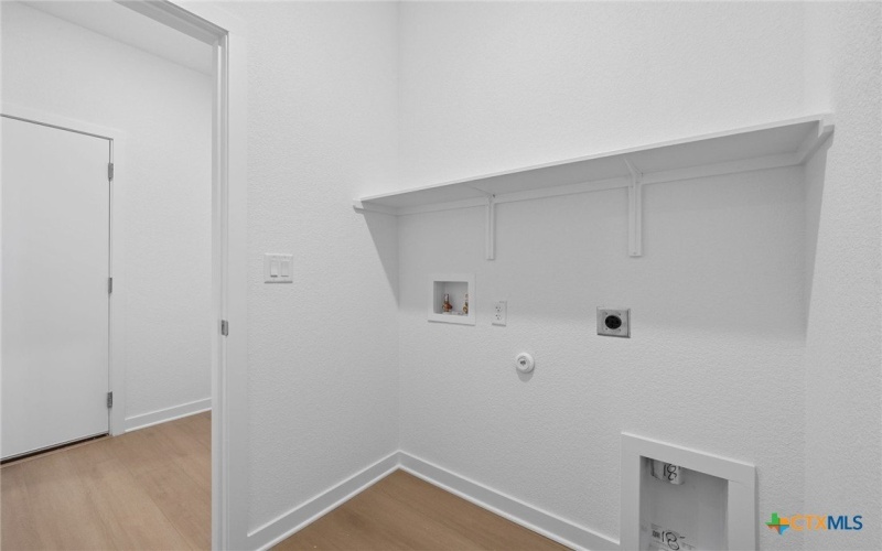 200 Adlai Avenue, Georgetown, TX 78633, 4 Habitaciones Habitaciones , ,3 BañosBaños,Residential,En Venta,200 Adlai Avenue,0,597678