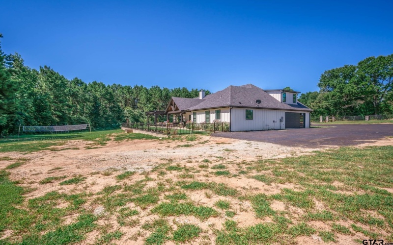 413 S CR 3101, Jacksonville, TX 75766, 5 Habitaciones Habitaciones , ,5 BañosBaños,Residential,En Venta,413 S CR 3101,0,25001910