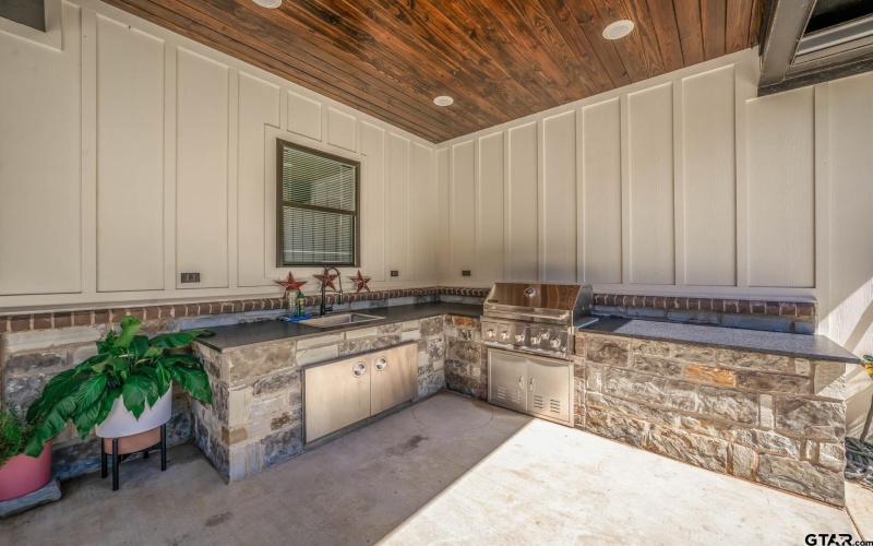 413 S CR 3101, Jacksonville, TX 75766, 5 Habitaciones Habitaciones , ,5 BañosBaños,Residential,En Venta,413 S CR 3101,0,25001910