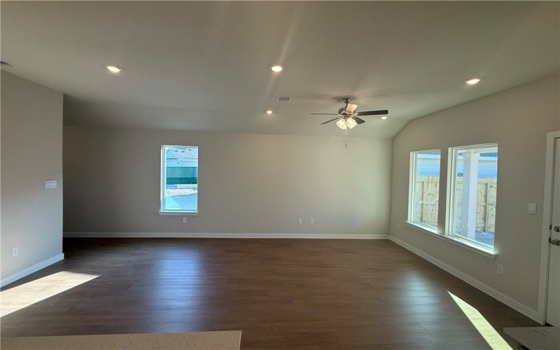 106 Kokomo Court, Rockport, TX 78382, 3 Bedrooms Bedrooms, ,2 BathroomsBathrooms,Residential,For Sale,106 Kokomo Court,0,467715