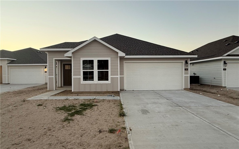 106 Kokomo Court, Rockport, TX 78382, 3 Bedrooms Bedrooms, ,2 BathroomsBathrooms,Residential,For Sale,106 Kokomo Court,0,467715