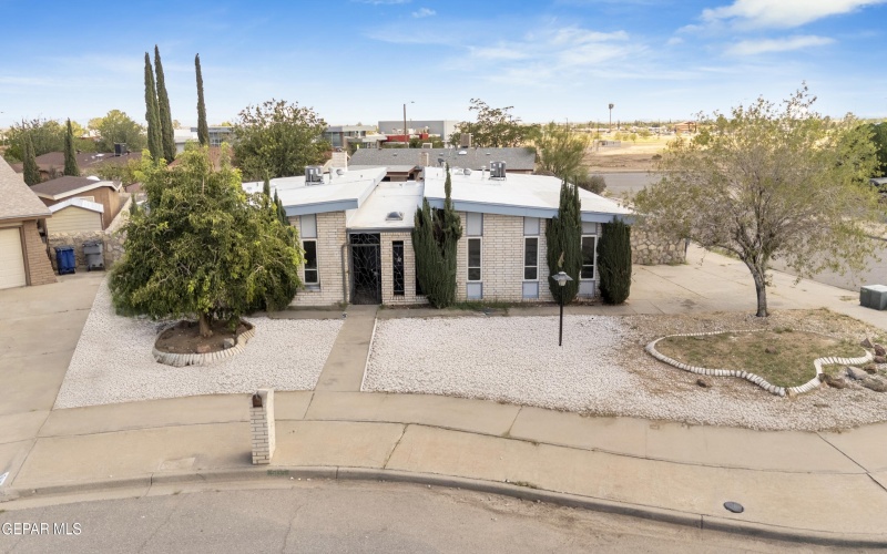 5135 TEMPLE Court, El Paso, TX 79924, 4 Habitaciones Habitaciones , ,1 BañoBaños,Residential,En Venta,5135 TEMPLE Court,0,930747