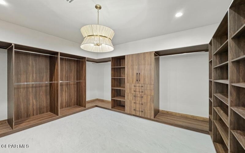 406 Del Rio View Drive, El Paso, TX 79932, 4 Habitaciones Habitaciones , ,1 BañoBaños,Residential,En Venta,406 Del Rio View Drive,0,930806