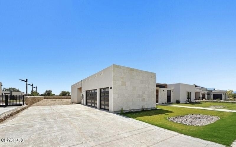 406 Del Rio View Drive, El Paso, TX 79932, 4 Habitaciones Habitaciones , ,1 BañoBaños,Residential,En Venta,406 Del Rio View Drive,0,930806