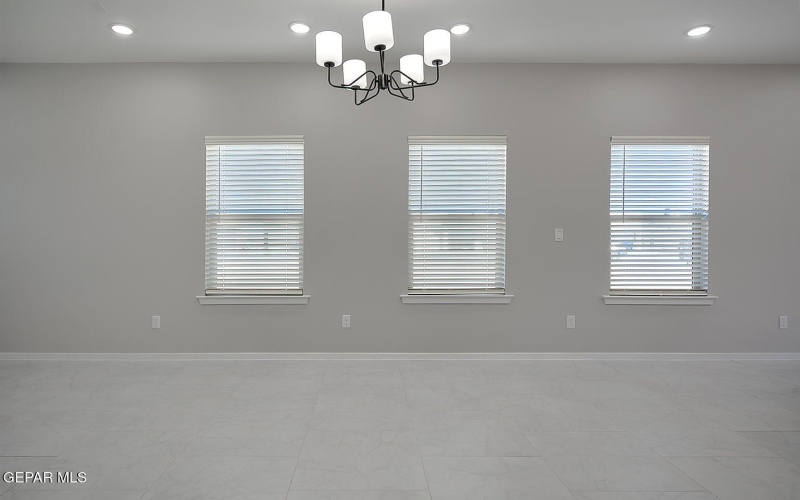 13865 Summer Wave Avenue, El Paso, TX 79928, 3 Bedrooms Bedrooms, ,2 BathroomsBathrooms,Residential,For Sale,13865 Summer Wave Avenue,0,933585