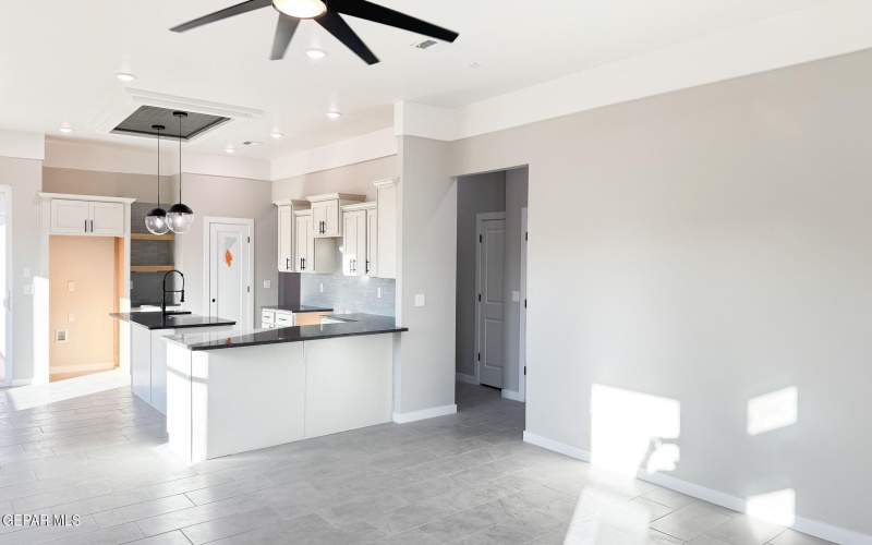 15009 Ambition Avenue, El Paso, TX 79938, 3 Bedrooms Bedrooms, ,2 BathroomsBathrooms,Residential,For Sale,15009 Ambition Avenue,0,933586